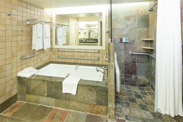 Double Room,1525895209:JPEG