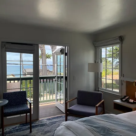 Carmel Beach Hotel-3
